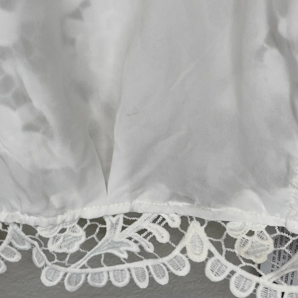 Stone Cold Fox White Lace Crop Top - Picture 9 of 9